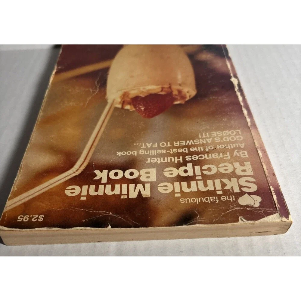 VTG 1976 The Fabulous Skinnie Minnie Recipe Book by Frances Hunter Christian PB